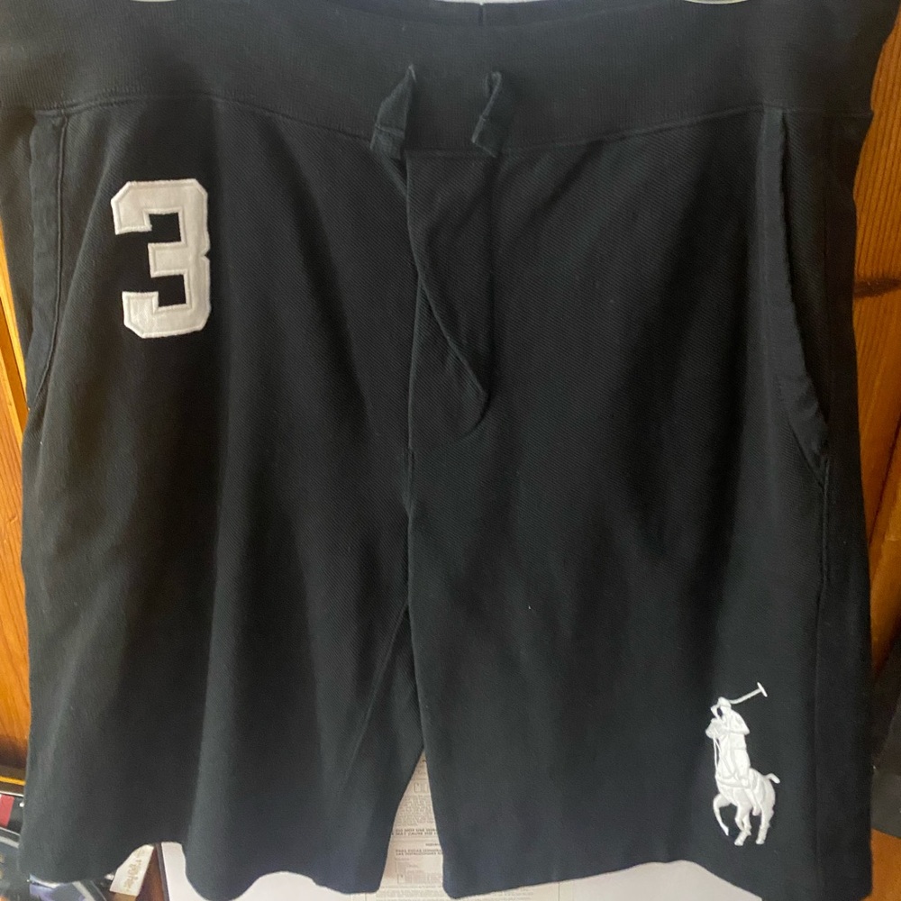 Men’s black Polo shorts